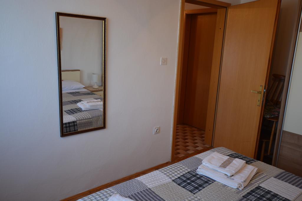 Apartment Slavica Корнич Экстерьер фото